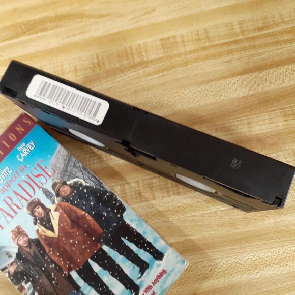 Trapped In Paradise 1994 VHS Nicolas Cage Dana Carvey Madchen Amick Jon Lovitz - Picture 9 of 9